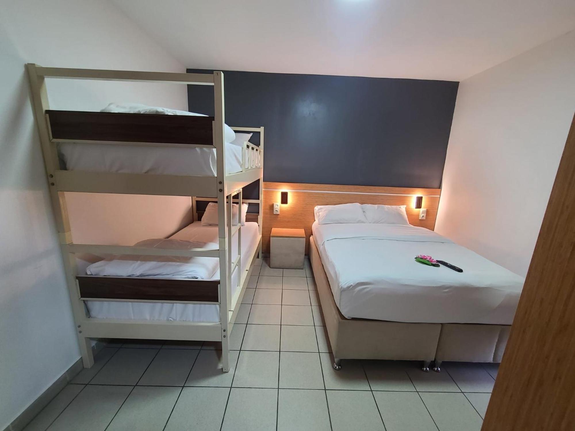 Hotel Victoire, Poitiers Gare Exterior photo